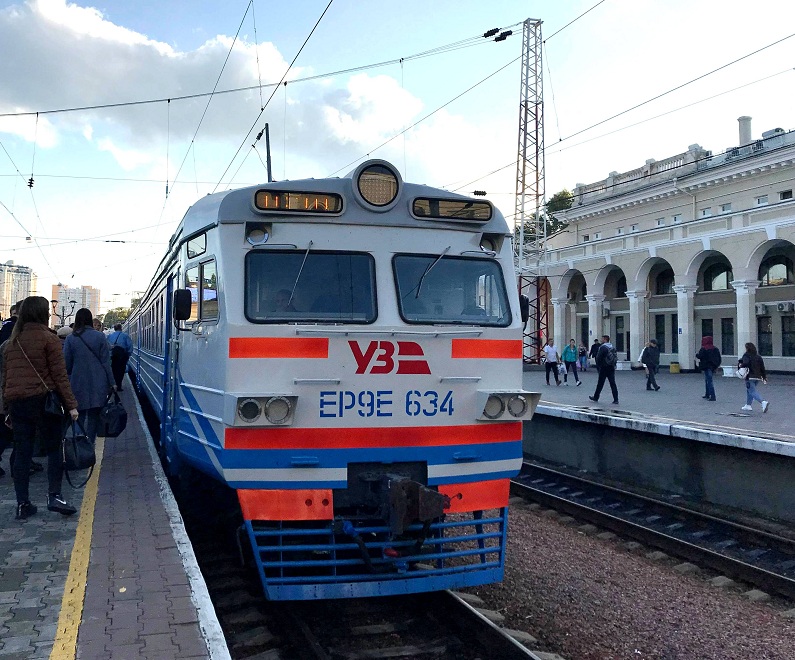 Одеською залізницею курсуватиме ще один відремонтований електропоїзд. ФОТО - 0