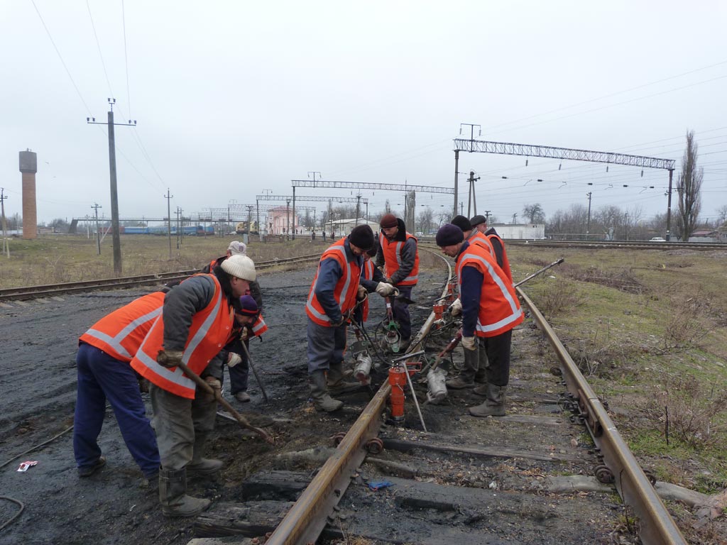 Одеські залізничники максимально сприяють  вивезенню небезпечного вантажу зі станції Любашівка - 0