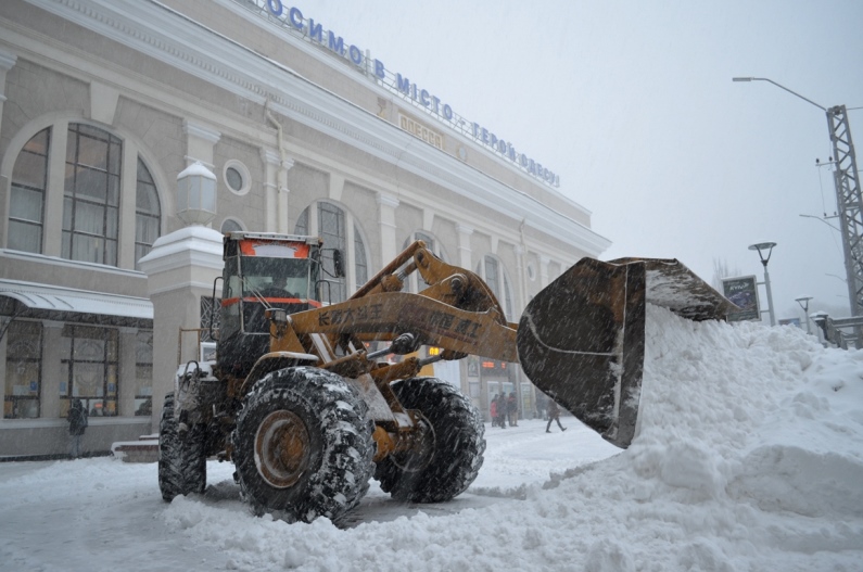 Одеські залізничники успішно ліквідовують наслідки снігової стихії - 1