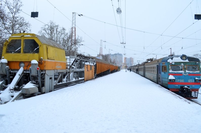 Одеські залізничники успішно ліквідовують наслідки снігової стихії - 2