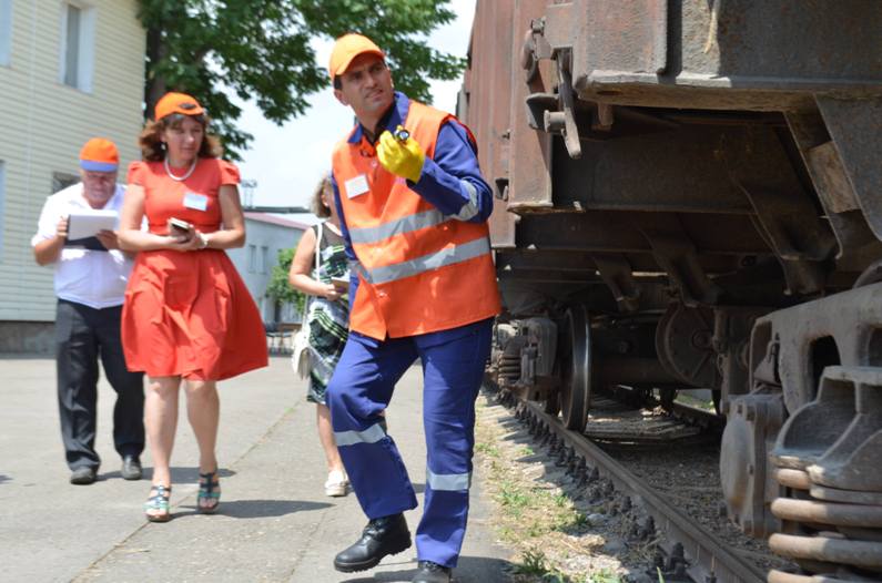 На Одеській залізниці визначено найкращих оглядачів вагонів - 1