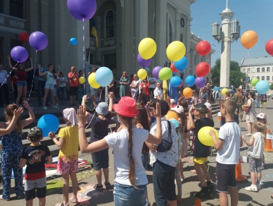 На Одеській магістралі провели свято для дітей