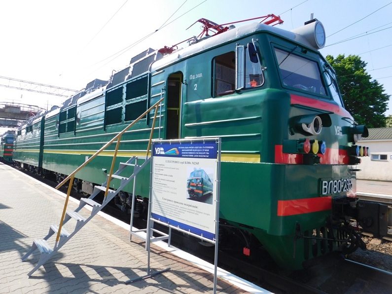 На Одеській магістралі провели конкурс локомотивів - 3